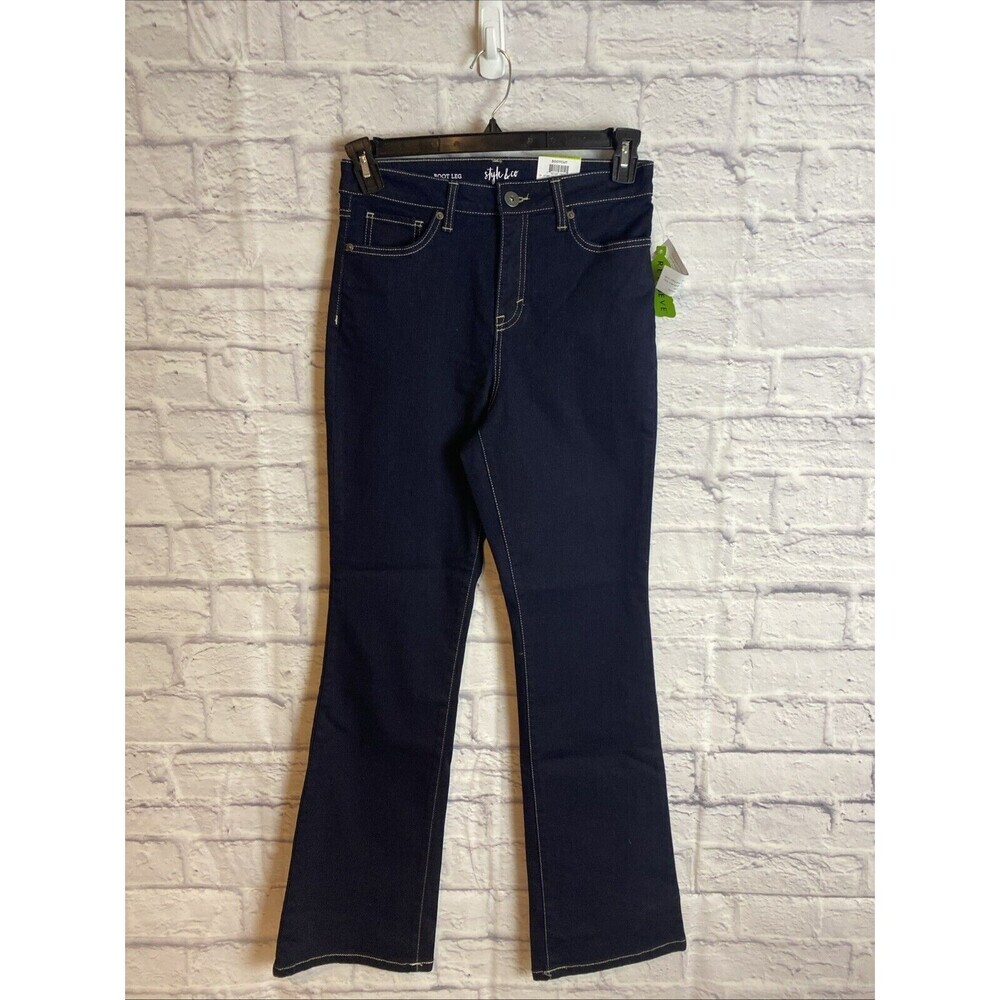 Style & Co. NWT Women’s Dark wash Casual Everyday Bootcut High rise Jeans Sze4